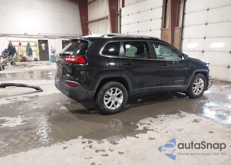 2015 Jeep Cherokee Latitude z USA, uszkodzony, nr VIN 1C4PJMCS7FW769875